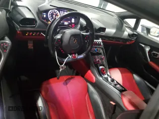 2017 Lamborghini Huracan z VIN ZHWUC2ZF8HLA06662, wystawiony jako Copart lot #79486704 z przebiegiem 41 899 mil mil oraz Tytuł czysty. Historia ofert i sprzedaży dostępna na DreamBid. Obrazek 8.