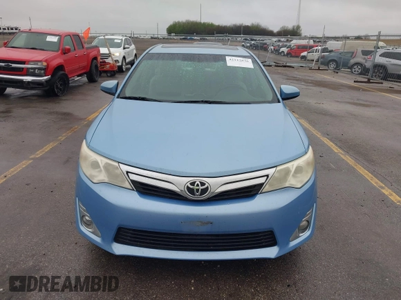 2012 Toyota Camry L with VIN 4T4BF1FK6CR177513, listed as a IAAI auction lot 42112836 with 178,736 mi miles. Bid and sale history available at carsss.com. Image 12.