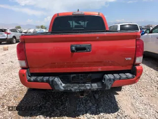 2017 Toyota Tacoma SR5 with VIN 3TMCZ5ANXHM066705, listed as a Copart auction lot 60560425 with 155,703 mi miles and Salvage title. Bid and sale history available at DreamBid. Image 6.
