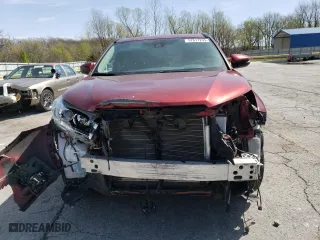 2018 Toyota Highlander SE with VIN 5TDJZRFH9JS551893, listed as a Copart auction lot 52617235 with 82,165 mi miles and Salvage Title. Bid and sale history available at carsss.com. Image 5.