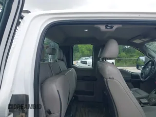2019 Ford F-250 XL with VIN 1FD7X2A68KEE68410, listed as a IAAI auction lot 42483463 with 100,636 mi miles and . Bid and sale history available at DreamBid. Image 8.