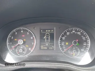 2012 Volkswagen Passat SE with VIN 1VWBP7A30CC026507, listed as a IAAI auction lot 42042850 with 202,406 mi miles. Bid and sale history available at carsss.com. Image 7.