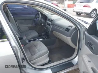 2012 Ford Fusion SE z VIN 3FAHP0HA4CR213409, wystawiony jako IAAI lot #41079155 z przebiegiem 139 129 mil mil oraz . Historia ofert i sprzedaży dostępna na DreamBid. Obrazek 5.