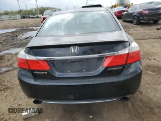 2015 Honda Accord Sport with VIN 1HGCR2F51FA261739, listed as a Copart auction lot 55452675 with 217,600 mi miles and Clean Title. Bid and sale history available at DreamBid. Image 6.