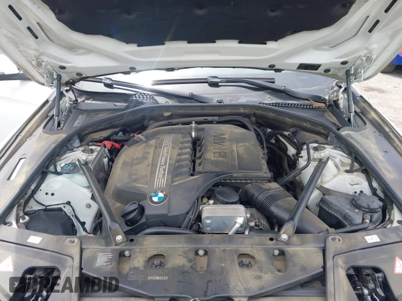 2014 BMW 5 Series 535i with VIN WBA5B1C59ED479075, listed as a IAAI auction lot 42331693 with 60,530 mi miles and . Bid and sale history available at DreamBid. Image 10.