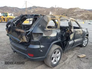 2013 Jeep Grand Cherokee Laredo с VIN 1C4RJFAG2DC620484, выставлен на аукционе IAAI как лот 41082838 с пробегом Не указан миль и . История ставок и продаж доступна на DreamBid. Изображение 4.