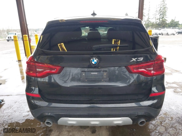 2018 BMW X3 xDrive30i with VIN 5UXTR9C58JLC76989, listed as a IAAI auction lot 41852158 with 76,202 mi miles. Bid and sale history available at carsss.com. Image 17.