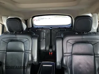 2020 Lincoln Aviator Reserve z VIN 5LM5J7XC8LGL26385, wystawiony jako Copart lot #45191005 z przebiegiem 62 050 mil mil oraz Szkoda całkowita • Salvage title. Historia ofert i sprzedaży dostępna na DreamBid. Obrazek 10.