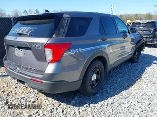 2021 Ford Police Interceptor z VIN 1FM5K8ACXMNA03127, wystawiony jako IAAI lot #41732905 z przebiegiem 73 398 mil mil oraz . Historia ofert i sprzedaży dostępna na DreamBid. Obrazek 4.