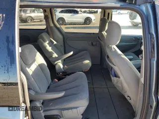 2006 Chrysler Town & Country LWB Touring with VIN 2A4GP54LX6R812460, listed as a Copart auction lot 81747164 with 101,341 mi miles and Salvage Title. Bid and sale history available at carsss.com. Image 11.