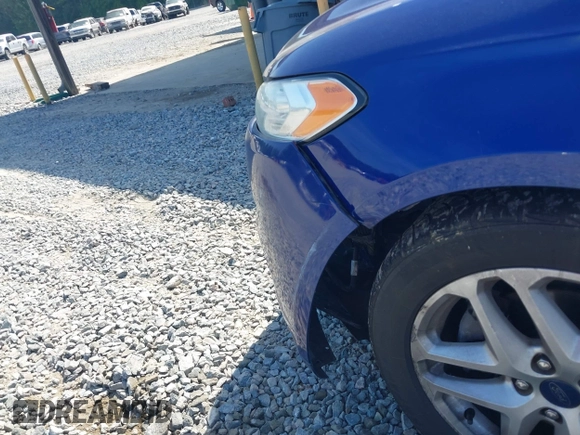 2016 Ford Fusion SE with VIN 3FA6P0H76GR307292, listed as a IAAI auction lot 42146315 with 157,361 mi miles and . Bid and sale history available at carsss.com. Image 6.