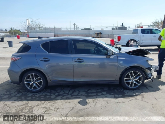 2015 Lexus CT 200h Hybrid with VIN JTHKD5BH0F2215015, listed as a IAAI auction lot 41824227 with 1 mi miles. Bid and sale history available at carsss.com. Image 13.
