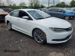 2015 Chrysler 200 S with VIN 1C3CCCBG4FN527099, listed as a Copart auction lot 55499465 with 87,403 mi miles and Salvage Title. Bid and sale history available at DreamBid. Image 4.