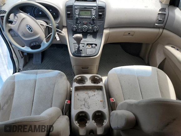 2011 Kia Sedona LX with VIN KNDMG4C75B6372298, listed as a Copart auction lot 62143844 with 180,287 mi miles and Salvage Title. Bid and sale history available at carsss.com. Image 8.