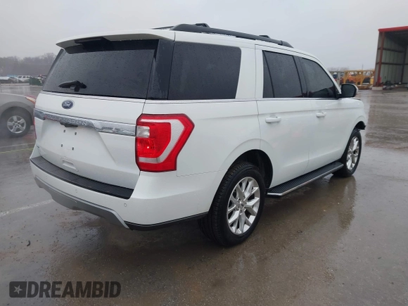 2020 Ford Expedition XLT with VIN 1FMJU1JTXLEA83642, listed as a IAAI auction lot 41490846 with 67,448 mi miles and . Bid and sale history available at DreamBid. Image 4.