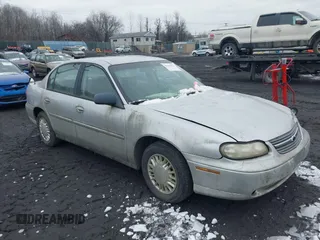 2005 Chevrolet Classic with VIN 1G1ND52F15M125574, listed as a IAAI auction lot 41554515 with 165,536 mi miles. Bid and sale history available at carsss.com. Image 1.