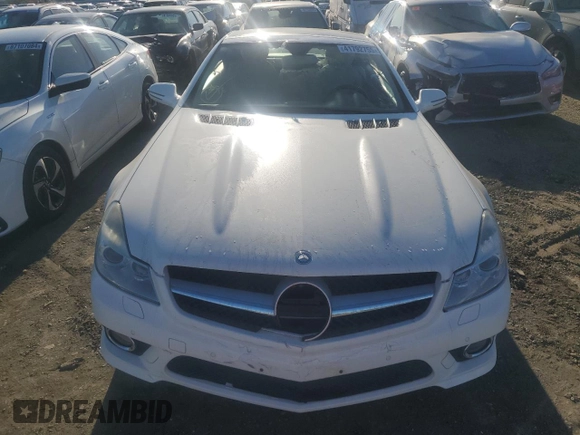 2011 Mercedes-Benz SL 550 с VIN WDBSK7BA8BF163186, выставлен на аукционе Copart как лот 41792755 с пробегом 171 957 миль миль и Чистый • Clean title. История ставок и продаж доступна на DreamBid. Изображение 5.