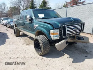 2008 Ford Super Duty F-250 SRW XL with VIN 1FTSW21RX8EE33310, listed as a IAAI auction lot 41902900 with 211,619 mi miles. Bid and sale history available at carsss.com. Image 1.