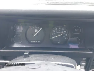 1996 Jeep Cherokee SE with VIN 1J4FJ28S9TL135564, listed as a IAAI auction lot 41618367 with 249,410 mi miles and . Bid and sale history available at DreamBid. Image 7.