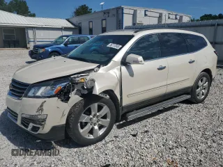 2014 Chevrolet Traverse LTZ z VIN 1GNKRJKD7EJ175097, wystawiony jako Copart lot #56717045 z przebiegiem 113 041 mil mil oraz Szkoda całkowita • Salvage title. Historia ofert i sprzedaży dostępna na DreamBid. Obrazek 1.