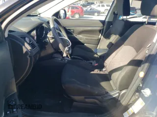 2021 Mitsubishi Outlander ES z VIN JA4APUAU6MU005379, wystawiony jako Copart lot #75310024 z przebiegiem 68 796 mil mil oraz Szkoda całkowita • Salvage title. Historia ofert i sprzedaży dostępna na DreamBid. Obrazek 7.