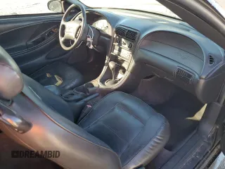 2000 Ford Mustang with VIN 1FAFP4448YF282672, listed as a Copart auction lot 81999314 with 224,031 mi miles and Salvage Title. Bid and sale history available at carsss.com. Image 8.