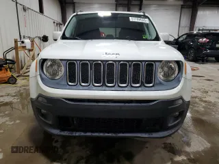 2015 Jeep Renegade Latitude with VIN ZACCJBBT5FPB24782, listed as a Copart auction lot 51709555 with 103,387 mi miles and Clean Title. Bid and sale history available at DreamBid. Image 5.