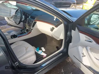 2008 Cadillac CTS AWD w/1SB with VIN 1G6DT57V080178898, listed as a IAAI auction lot 41032712 with 1 mi miles. Bid and sale history available at carsss.com. Image 5.