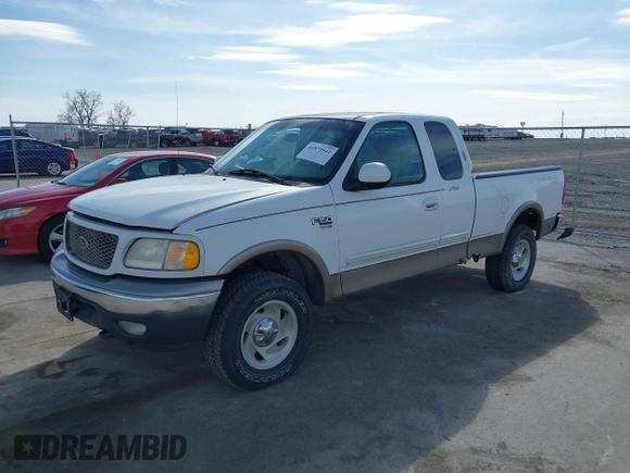 2001 Ford F-150 XL with VIN 1FTRX18LX1KA49557, listed as a IAAI auction lot 41875941 with 192,202 mi miles. Bid and sale history available at carsss.com. Image 2.