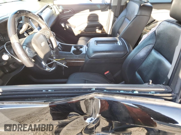 2019 Chevrolet Suburban LT z VIN 1GNSCHKC2KR121270, wystawiony jako Copart lot #51800665 z przebiegiem 187 179 mil mil oraz Szkoda całkowita • Salvage title. Historia ofert i sprzedaży dostępna na DreamBid. Obrazek 7.