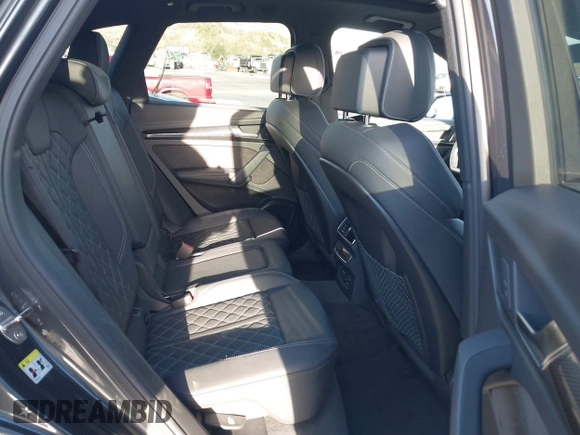 2019 Audi SQ5 Prestige with VIN WA1C4AFY4K2006650, listed as a IAAI auction lot 41668367 with 11,642 mi miles. Bid and sale history available at carsss.com. Image 8.