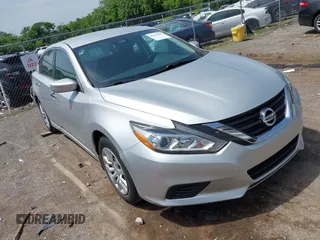 2017 Nissan Altima S z VIN 1N4AL3AP5HC496048, wystawiony jako IAAI lot #42275448 z przebiegiem 22 300 mil mil oraz . Historia ofert i sprzedaży dostępna na DreamBid. Obrazek 1.