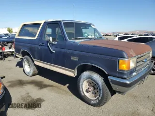 1990 Ford Bronco Custom with VIN 1FMEU15H1LLA84844, listed as a Copart auction lot 70136474 with 45,605 mi miles and Clean Title. Bid and sale history available at carsss.com. Image 4.