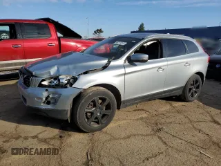2013 Volvo XC60 T6 z VIN YV4902DZ4D2409931, wystawiony jako Copart lot #48111015 z przebiegiem 175 600 mil mil oraz Szkoda całkowita • Salvage title. Historia ofert i sprzedaży dostępna na DreamBid. Obrazek 1.