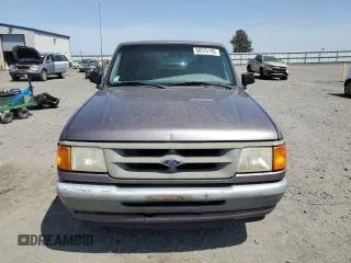 1995 Ford Ranger XLT z VIN 1FTCR10X0SPA73451, wystawiony jako Copart lot #60576195 z przebiegiem 140 064 mil mil oraz Czysty tytuł • Clean title. Historia ofert i sprzedaży dostępna na DreamBid. Obrazek 5.