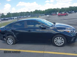 2024 Kia Forte LXS z VIN 3KPF24AD0RE823688, wystawiony jako IAAI lot #42253533 z przebiegiem 16 471 mil mil oraz . Historia ofert i sprzedaży dostępna na DreamBid. Obrazek 13.