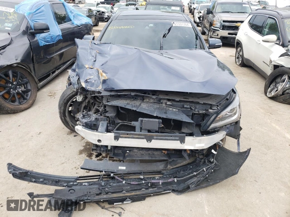 2016 Hyundai Genesis 3.8L with VIN KMHGN4JE9GU106530, listed as a Copart auction lot 61331304 with 0 mi miles and Salvage Title. Bid and sale history available at carsss.com. Image 5.