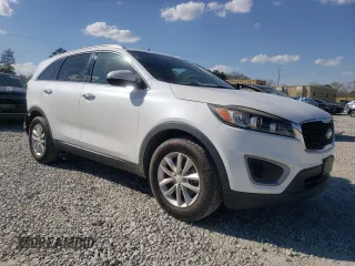 2016 Kia Sorento LX with VIN 5XYPG4A39GG077111, listed as a Copart auction lot 50664095 with 85,773 mi miles and Salvage Title. Bid and sale history available at carsss.com. Image 4.