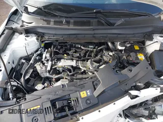 2025 Mazda CX-5 S Premium Plus z VIN JM3KFBEM2S0637206, wystawiony jako IAAI lot #42079234 z przebiegiem 2324 mil mil oraz . Historia ofert i sprzedaży dostępna na DreamBid. Obrazek 10.