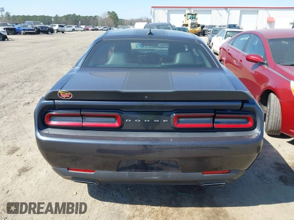 2017 Dodge Challenger SXT z VIN 2C3CDZAG6HH665661, wystawiony jako IAAI lot #41779875 z przebiegiem 97 280 mil mil oraz . Historia ofert i sprzedaży dostępna na DreamBid. Obrazek 16.
