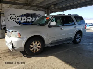 2004 Lincoln Navigator Luxury with VIN 5LMFU28R34LJ41588, listed as a Copart auction lot 59228125 with 200,699 mi miles and Clean title. Bid and sale history available at DreamBid. Image 1.
