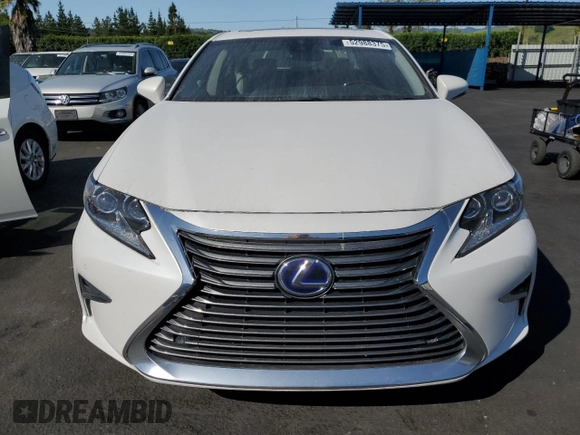 2018 Lexus ES with VIN JTHBW1GG9J2188182, listed as a Copart auction lot 52988375 with 72,066 mi miles and Salvage Title. Bid and sale history available at carsss.com. Image 5.