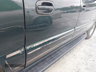2001 GMC Yukon XL SLE with VIN 3GKFK16T31G182628, listed as a IAAI auction lot 41842295 with 291,231 mi miles and . Bid and sale history available at DreamBid. Image 15.