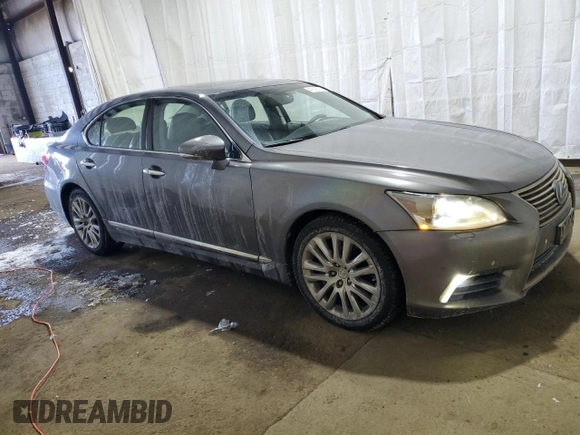 2016 Lexus LS 460 z VIN JTHCL5EF5G5026491, wystawiony jako Copart lot #41912515 z przebiegiem 192 308 mil mil oraz Czysty tytuł • Clean title. Historia ofert i sprzedaży dostępna na DreamBid. Obrazek 4.
