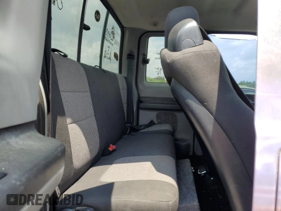 2006 Ford F-250 XL with VIN 1FTSX21P56EB39497, listed as a Copart auction lot 63044015 with 123,972 mi miles and Clean title. Bid and sale history available at DreamBid. Image 10.