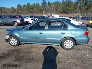 1999 Honda Civic DX with VIN 2HGEJ662XXH504884, listed as a IAAI auction lot 41894914 with 114,888 mi miles. Bid and sale history available at carsss.com. Image 15.