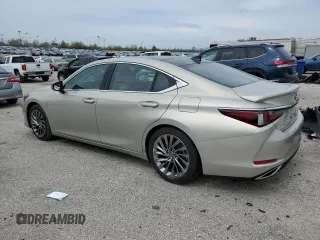 2024 Lexus ES 350 Ultra Luxury with VIN 58AFZ1B14RU161411, listed as a Copart auction lot 52399225 with 7,635 mi miles and Salvage title. Bid and sale history available at DreamBid. Image 2.