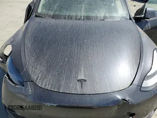 2024 Tesla Model Y z VIN 7SAYGDED7RF050963, wystawiony jako Copart lot #60683895 z przebiegiem 23 100 mil mil oraz Czysty tytuł • Clean title. Historia ofert i sprzedaży dostępna na DreamBid. Obrazek 11.