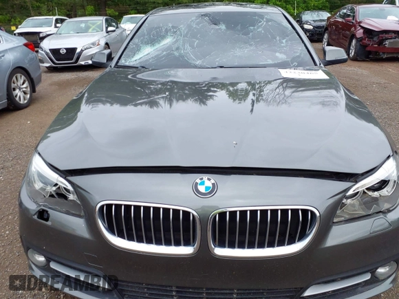 2015 BMW 5 Series 528i xDrive with VIN WBA5A7C5XFD624597, listed as a IAAI auction lot 42230465 with 78,482 mi miles and . Bid and sale history available at DreamBid. Image 6.
