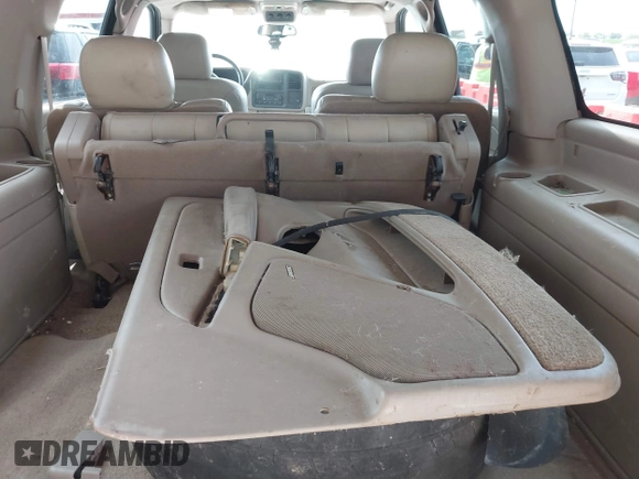 2004 GMC Yukon XL SLT with VIN 1GKEC16ZX4J241996, listed as a IAAI auction lot 41890758 with 1 mi miles. Bid and sale history available at carsss.com. Image 12.